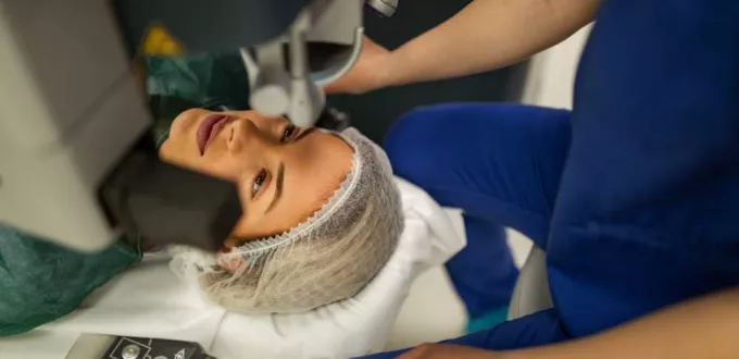 مميزات وعيوب عملية SMILE Pro